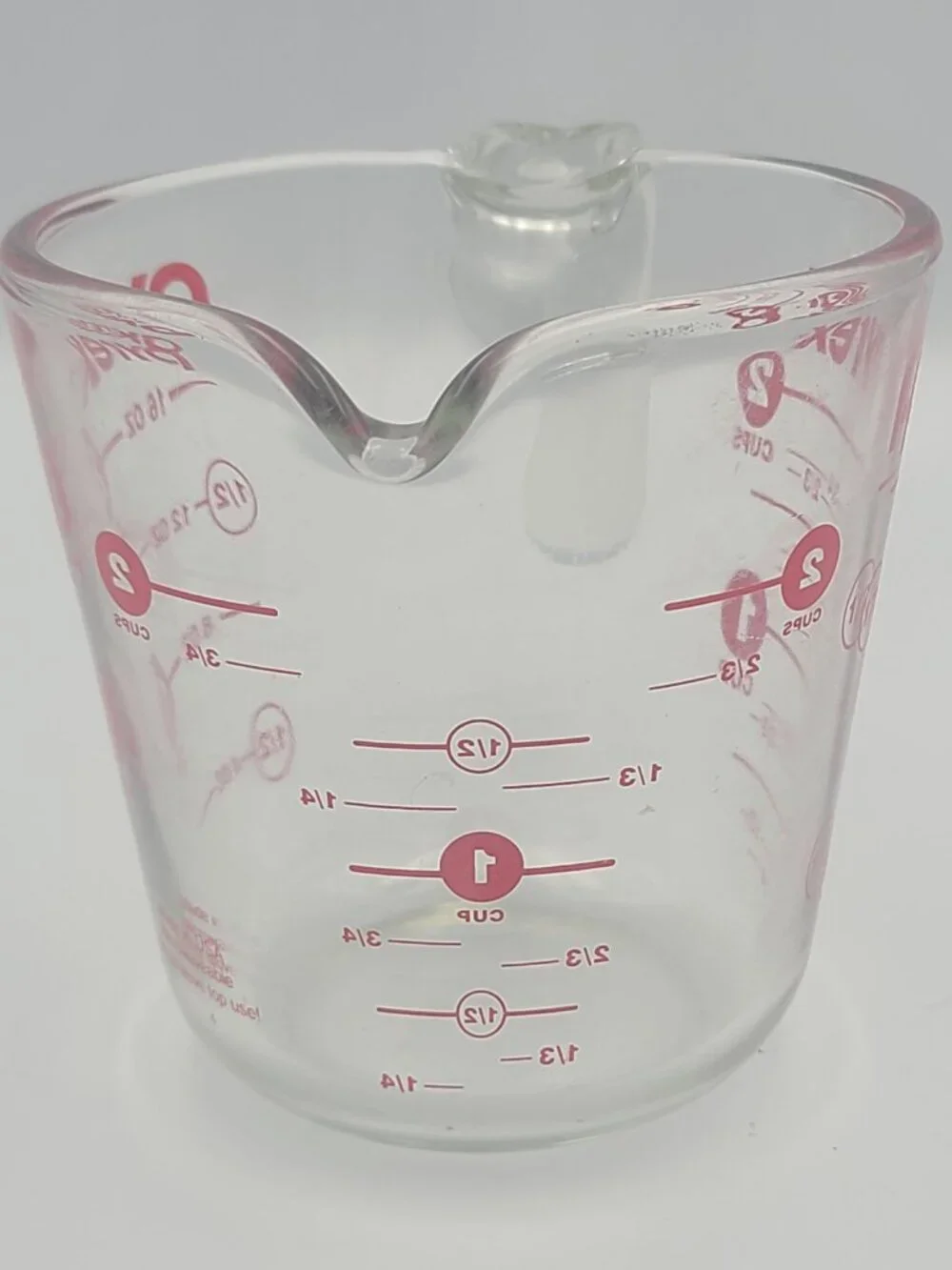 Vtg Pyrex 2 Cup Glass Measuring Cup Red Circle Numbers 16 oz USA J Hook Handle